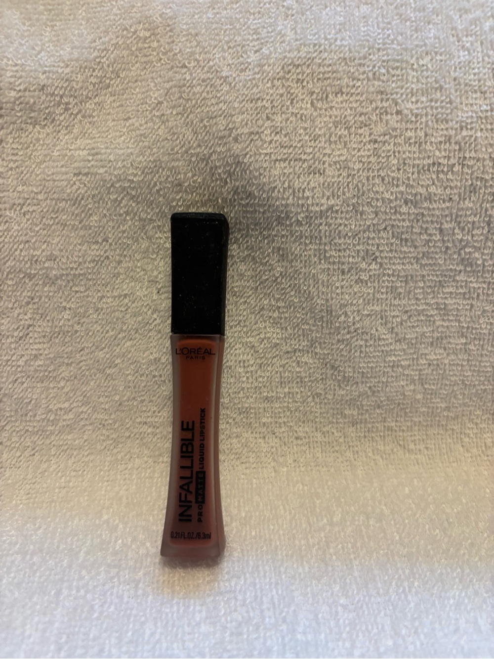 New L’Oréal Infallibles shade 352 shake down liquid lipstick